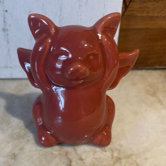Flying pig figurine dark mauve pink cute! - Picture 1 of 5